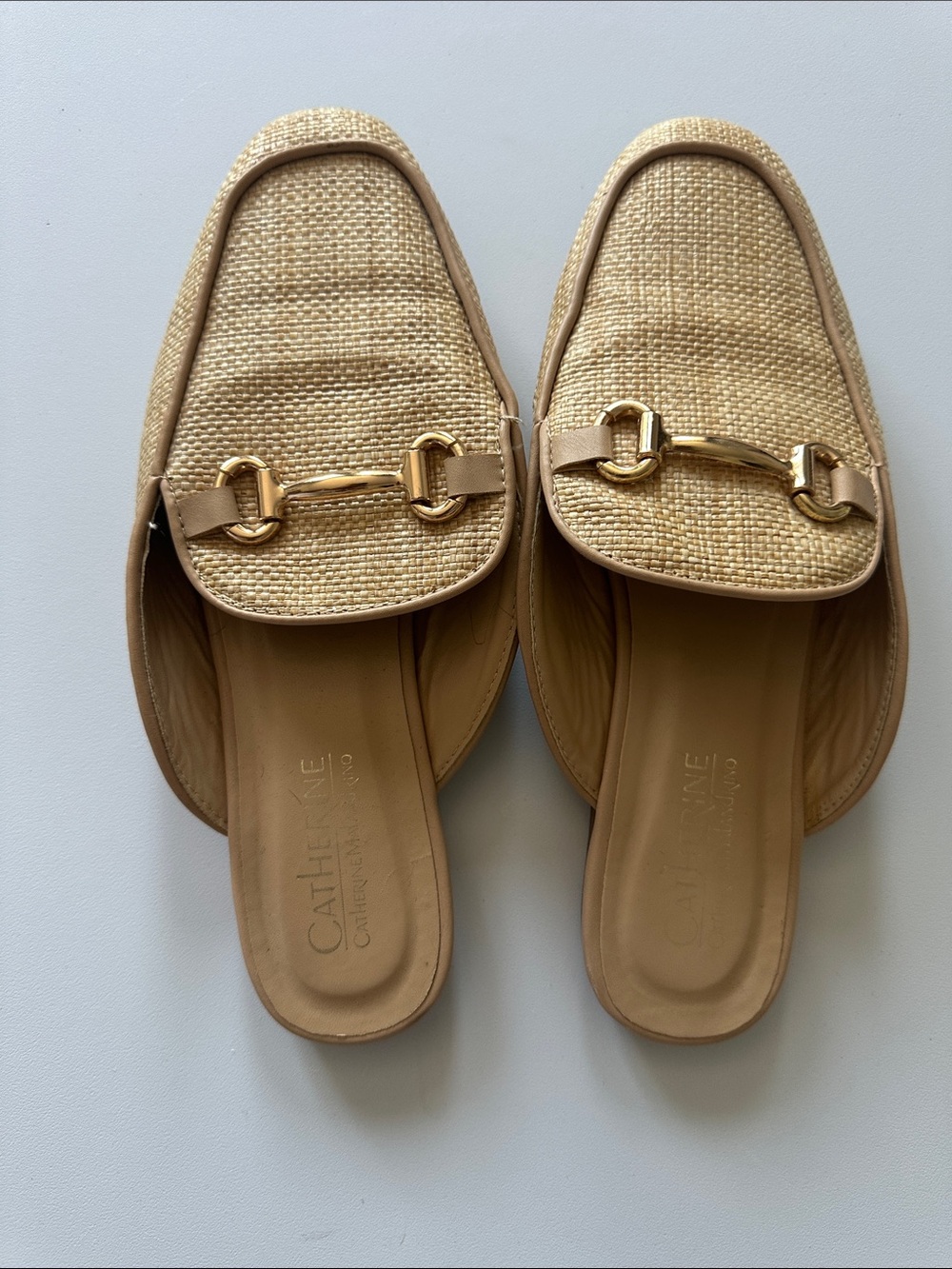 Catherine Malandrino Beige Raffia Slip-On Mules with Gold Hardware